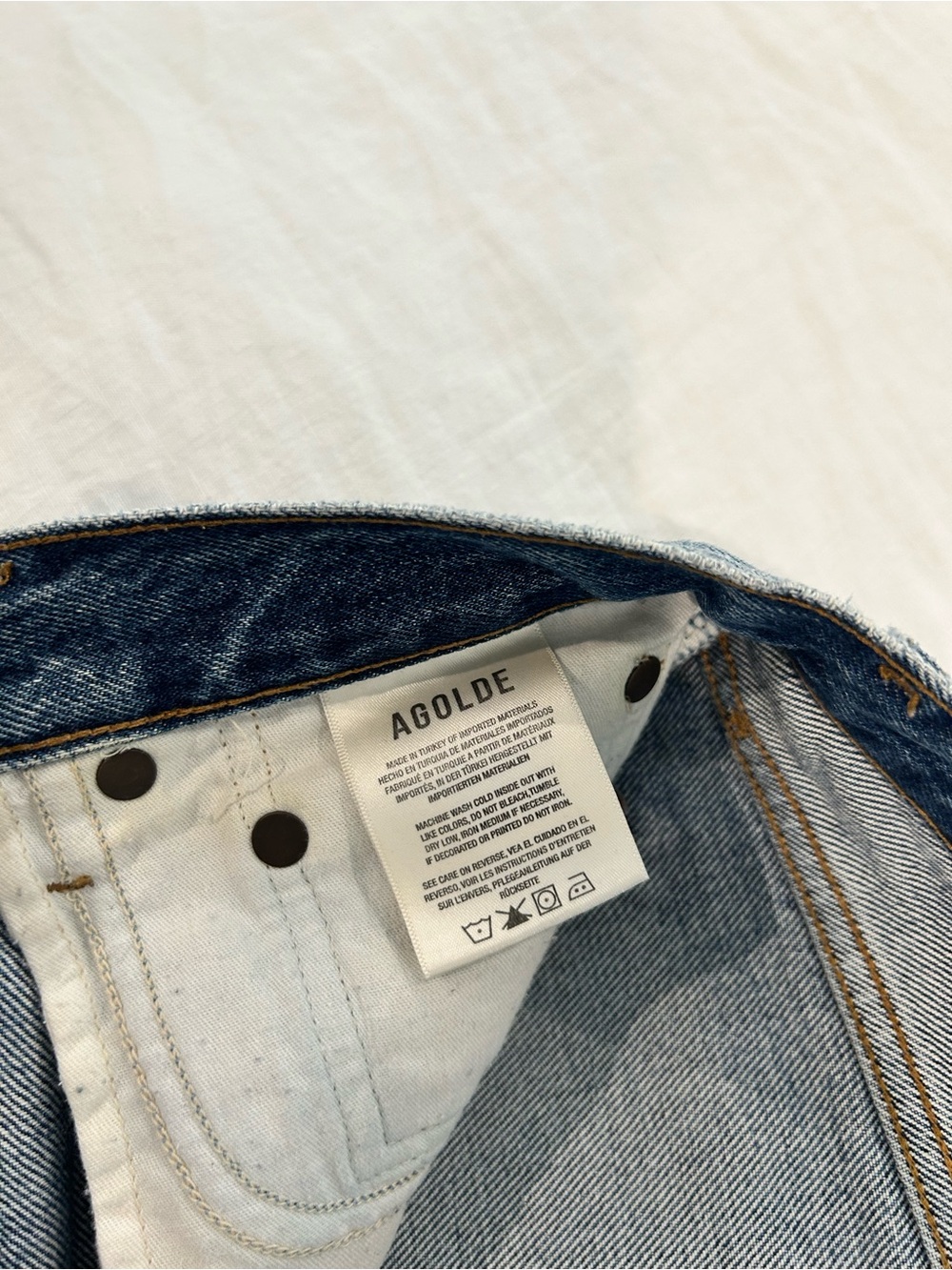 AGOLDE Parker Women's Denim Cutoff Shorts - Picture 4 of 5